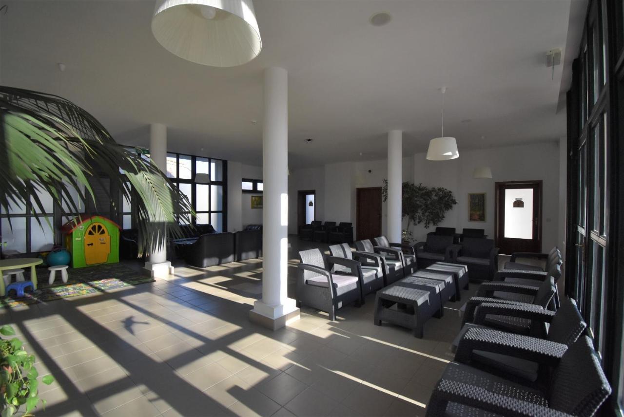 Hotel Club Tisza Lakitelek Екстер'єр фото